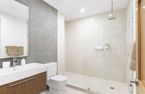 Maho Apartment | Breathtaking Lagoon Views At Blue Residence