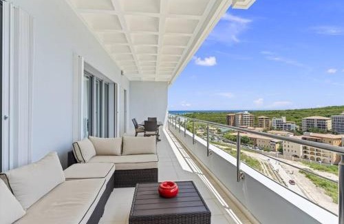 Maho Apartment | Breathtaking Lagoon Views At Blue Residence
