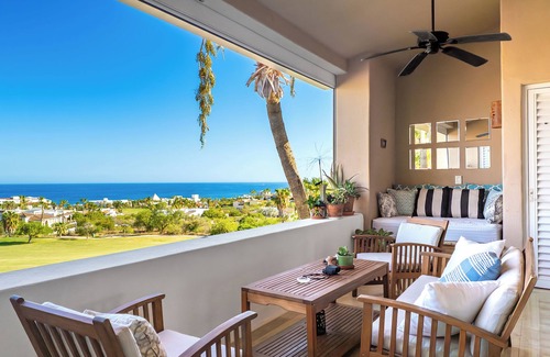 San Jose del Cabo Condo | Breathtaking 2BR Oceanview Penthouse