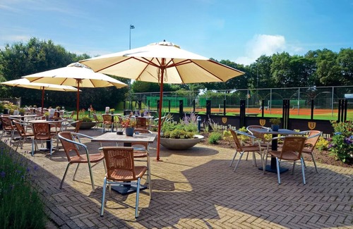 Heerenveen Hotel | Breathtaking Nature Reserves | Modern Oasis close to Scenic Outdoor & Landmarks