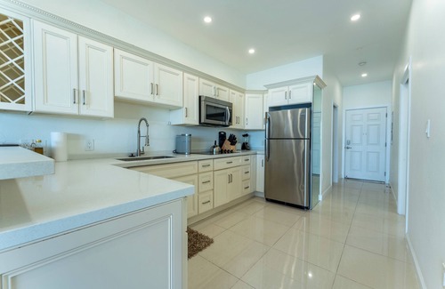 Bodden Town Condo | Breathtaking Ocean Front Sea Palm Villa #3