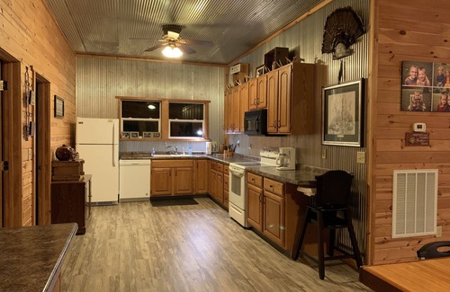 Goreville House | Breathtaking views and an absolute hiking paradise!