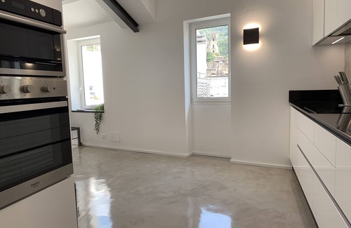 Dolceacqua House | Breathtaking views of the Castle and Roman Bridge, 4BEDS, 4BATHS, AC, FREE WIFI