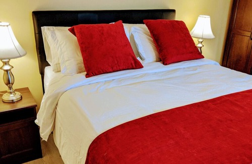 Port Alice House | Breathtaking views, right by the ocean!