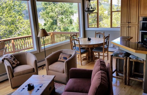 Breckenridge Cabin | Breathtaking Views Of The Rocky Mountains And Quandary Peak