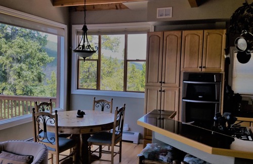 Breckenridge Cabin | Breathtaking Views Of The Rocky Mountains And Quandary Peak