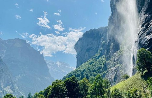 Lauterbrunnen Apartment | Breathtaking Waterfall Apartment nr.2