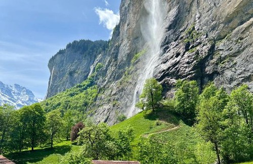 Lauterbrunnen Apartment | Breathtaking Waterfall Apartment nr.2