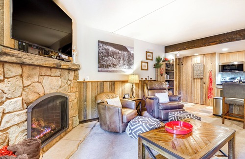 Peak 9 Condo | Breck Ski-In/Ski-Out Condo Near Main Street!