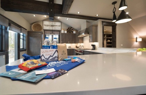 Peak 8 Villa | Breckenridge 68 - Five Bedroom Villa, Sleeps 10