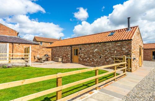 York House | Brecks Farm - The Parlour