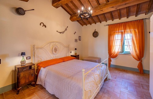 Chiusi Other | Breeder's Room - Triple room breakfast included