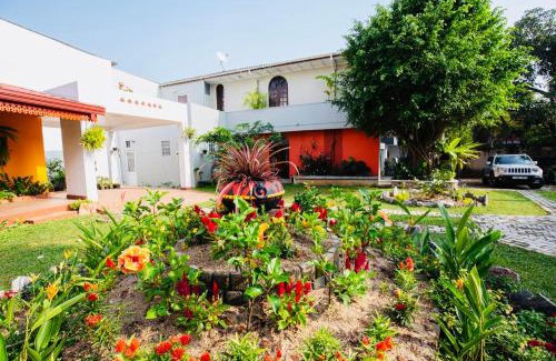 Nugegoda Bed & Breakfast | Breeze of Paradise