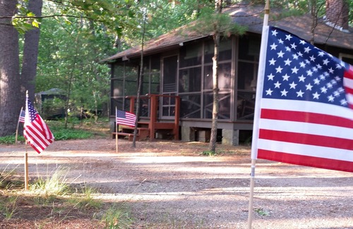 Stow Cottage | Breezy Lakeside Getaway with WiFi in Stow, Massachusetts