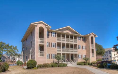 Cherry Grove Beach Apartment | Breezy Oasis - Pool-Jacuzzi-Walk to Beach-Snowbird