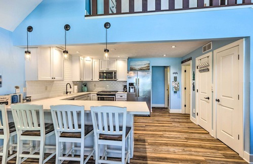 Silver Lake Cottage | Breezy Silver Lake Getaway: Fishing Dock, Grill!