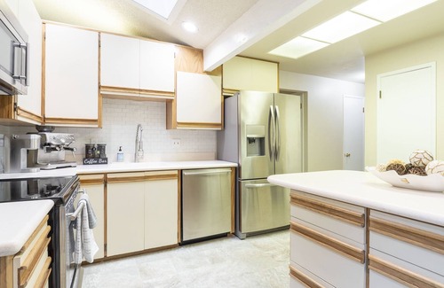 Northeast Bellevue House | Bretton Wood home blocks from Microsoft, Lake Sammamish m/s Seattle, Downtown