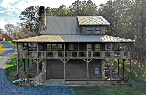 Ducktown House | Brew with a View Lodge