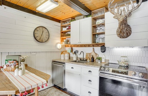 Brian Head Condo | Brian Head Chalet w/Mountain Views, Near Skiing!