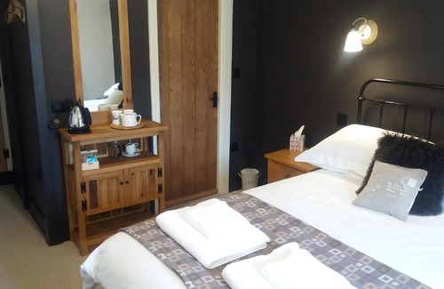 Bampton Bed & Breakfast | Bridge House