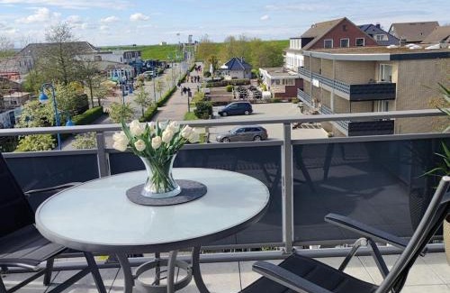 Tossens House | Briesenick-Radde dike view