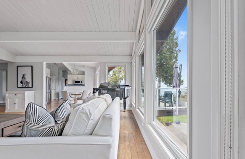 Mill Bay House | Bright 2bd suite with ocean views! Perfect getaway for family or friends!