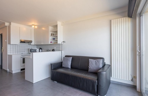Middelkerke Apartment | Bright 6th-Floor Home