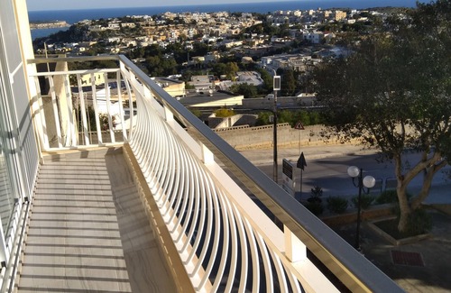 Mellieha House | Bright and airy 2 bedroom apartment in Mellieha