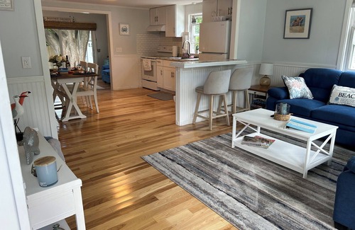 Bonnet Shores House | BRIGHT AND AIRY HOUSE IN BEAUTIFUL BONNET SHORES