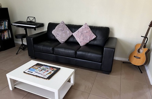 Marangaroo House | Bright and beautiful home in Marangaroo, short drive to Perth CBD and beach.