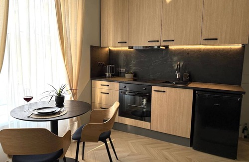 Avoti Apartment | Bright and cozy next to park