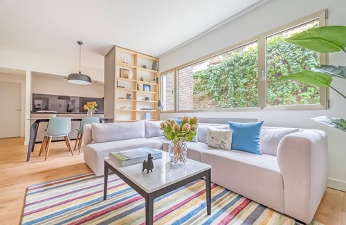 Ciudad Jardin Apartment | Bright and elegant apartment in Ciudad Jardín