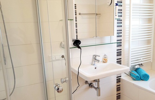 Lerchenau-West Apartment | Bright and friendly 4 room apartment