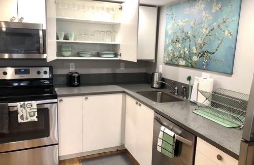 Piedmont Apartment | Bright and modern basement apartment in a great neighborhood