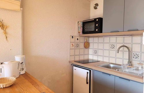 Pra Loup Apartment | Bright and spacious studio for 4 people, balcony and beautiful view of the valley