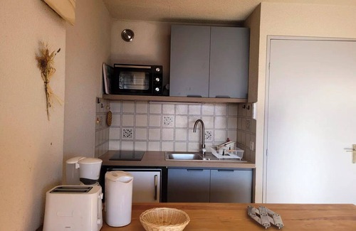 Pra Loup Apartment | Bright and spacious studio for 4 people, balcony and beautiful view of the valley