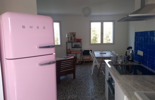 Ronce-les-Bains Apartment | Bright apartment 100 metres from the beach - all on foot