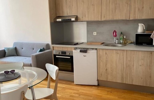 Jean-Medecin Apartment | Bright apartment in Carré d'Or