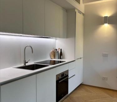 Navigli Apartment | Bright Apartment with Balcony - Navigli Milan