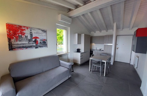 Villanuova sul Clisi Apartment | Bright apartment with pool and amazing view