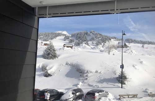 Chamrousse Apartment | Bright apt 4/6 ppl, balcony, nears the slopes