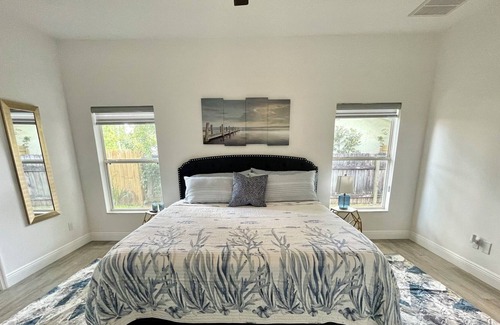 Port Malabar House | Bright & Beautifull Large Family House -Pet-Friendly