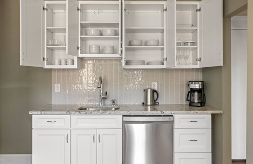 Cleveland Circle Apartment | Bright Brighton 1BR near T & Shops, by Blueground
