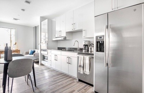 St. Elizabeth's Apartment | Bright Brighton 1BR w/W/D, Doorman, near T + Shopping, by Blueground