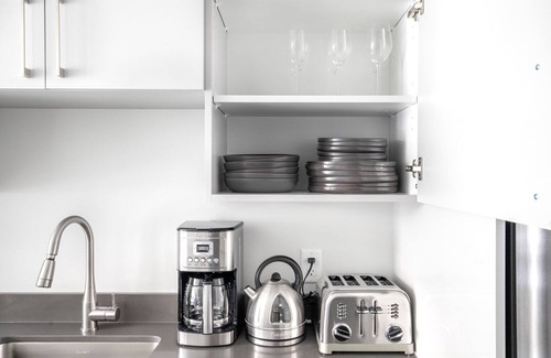 St. Elizabeth's Apartment | Bright Brighton 1BR w/W/D, Doorman, near T + Shopping, by Blueground