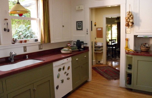 Berkeley House | Bright, charming 4 BR Berkeley home, with beautiful patio and yard.