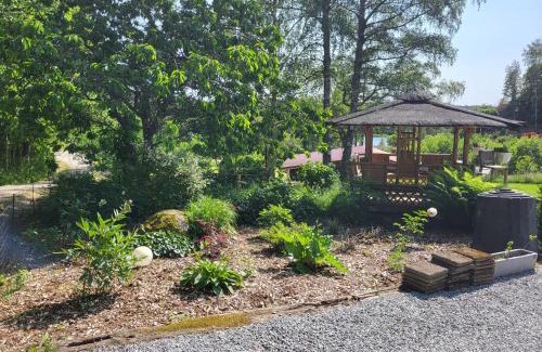 Oedsmal Apartment | Bright comfortable guest suite close to both swimming, nature and city