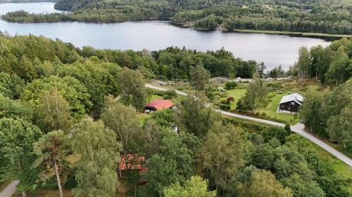 Oedsmal Apartment | Bright comfortable guest suite close to both swimming, nature and city