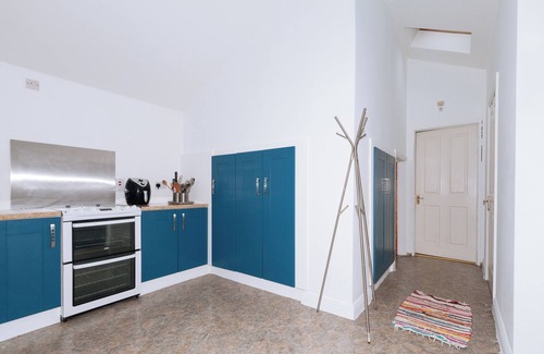 Dublin House | Bright & Cozy 2BD Home in Dublin - Pet Friendly