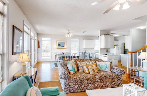 Audubon Place House | Bright duplex with two full kitchens, large decks, and private washer/dryers